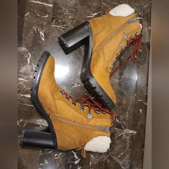 Nine West Tan Suede 4" Block Heel Boots with Red Laces - Picture 4 of 14